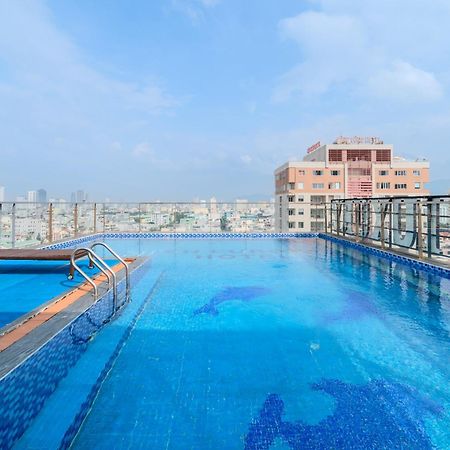 Maxhome Luxury Hotel Дананг Екстериор снимка