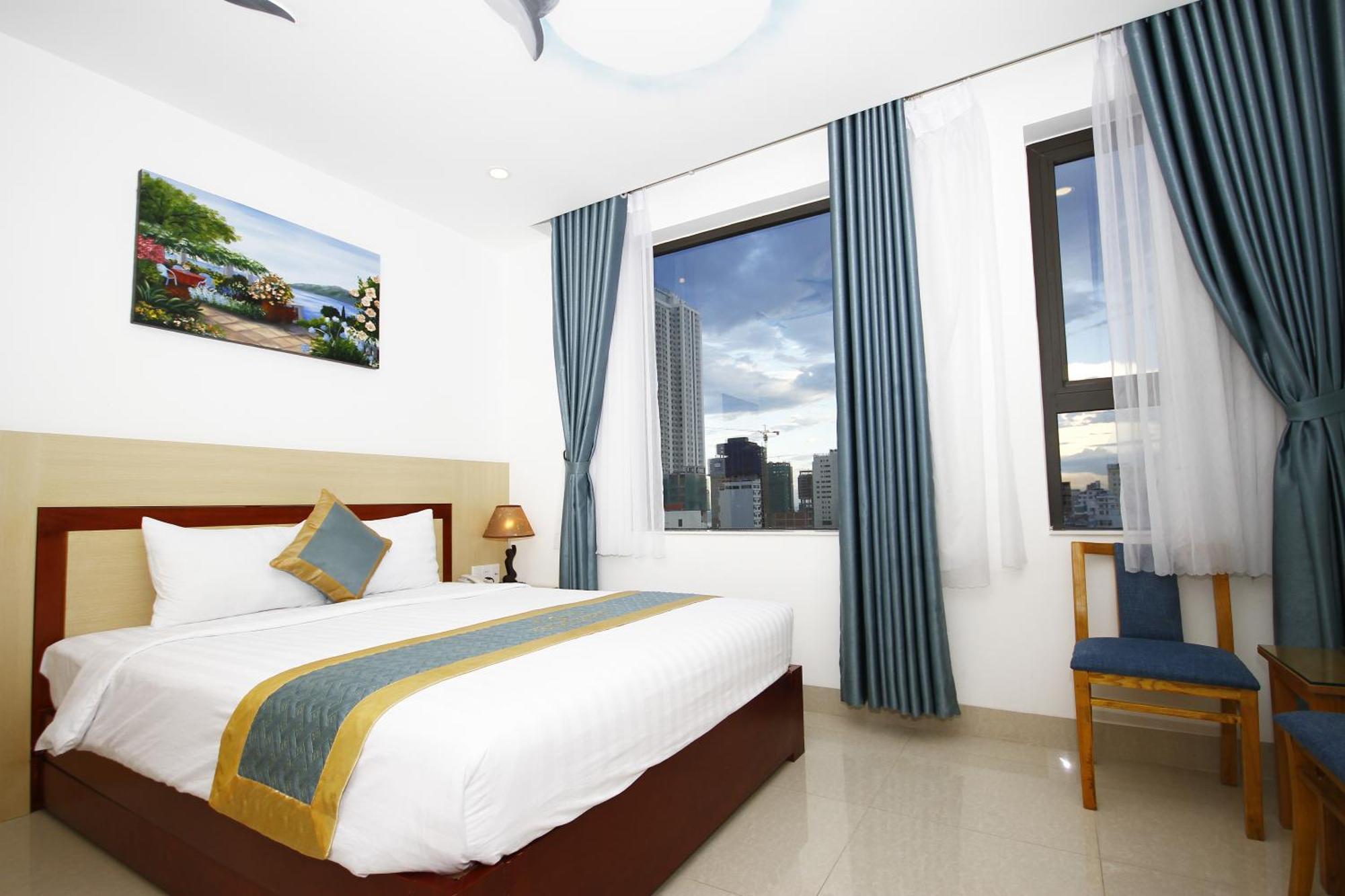 Maxhome Luxury Hotel Дананг Екстериор снимка