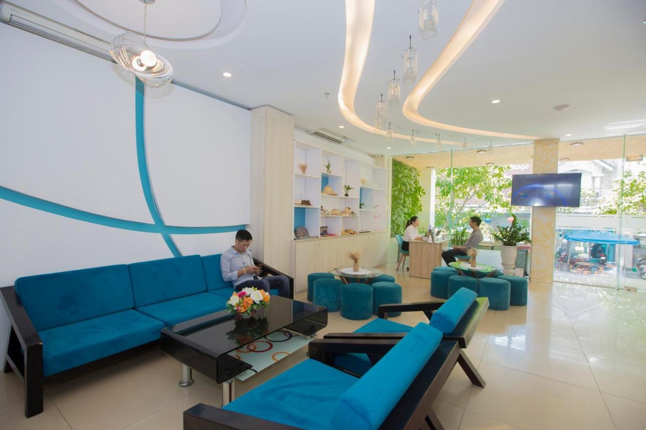 Maxhome Luxury Hotel Дананг Екстериор снимка